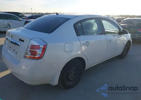 2010 Nissan Sentra 2.0 from USA, damaged, VIN 3N1AB6AP5AL656053